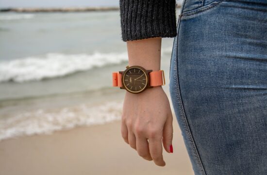wooden-watches-1487294_1280