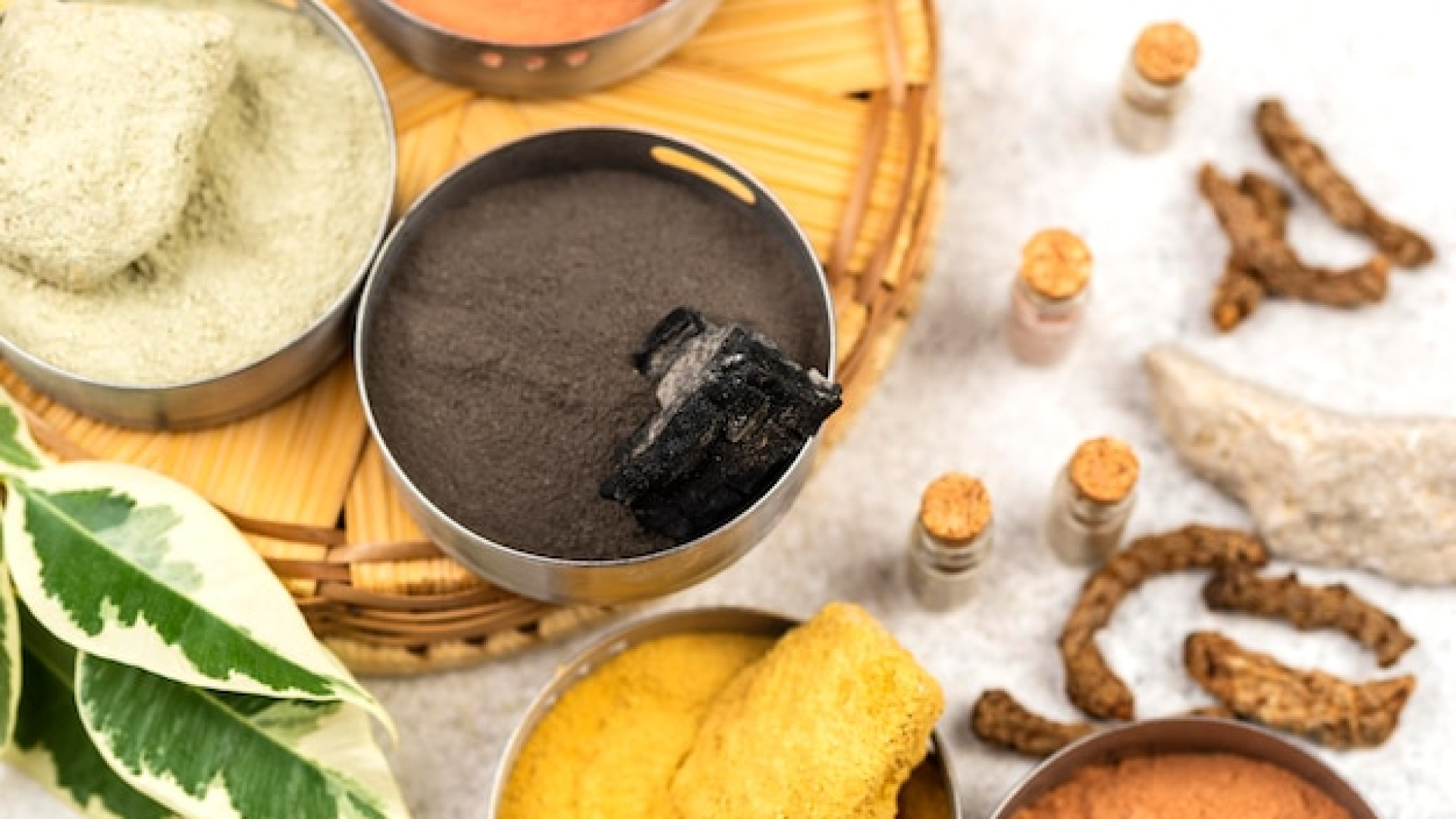 Shilajit de l'Altaï vs Maca du Pérou : quel super-aliment choisir pour optimiser énergie naturelle et vitalité ?