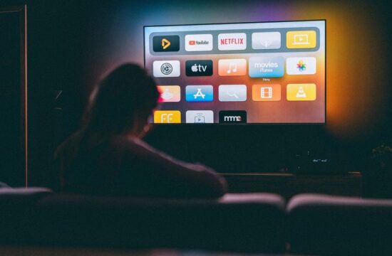 Amour,_pouvoir_et_beauté_:_les_9_meilleures_séries_royales