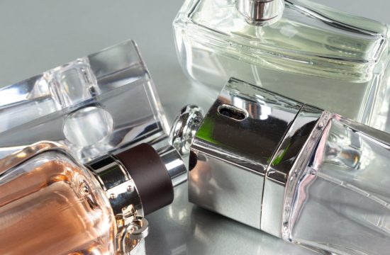 Créer sa garde-robe olfactive : méthode pour organiser ses parfums