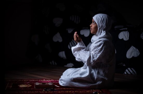 Célébrer_la_nuit_du_destin_2023_:_conseils_et_rituels_pour_les_femmes