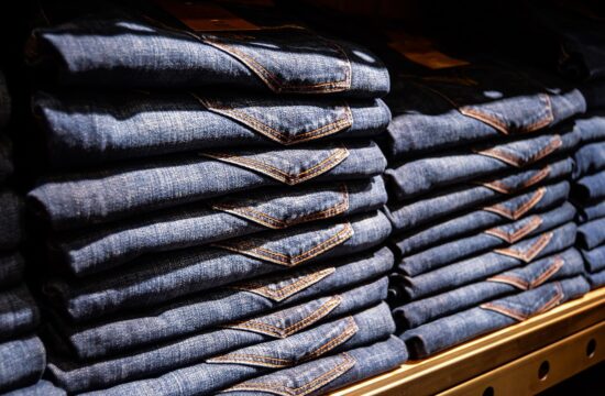 Les_années_folles_du_denim_:_le_pantalon_en_jean,_star_indémodable_de_la_mode