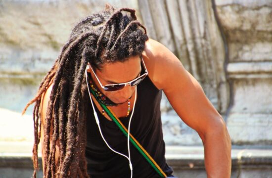 Tresses_hommes_:_gagnez_en_confiance_en_aidant_votre_homme_à_essayer_de_nouvelles_coiffures