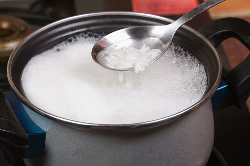 preparation-eau-de-riz