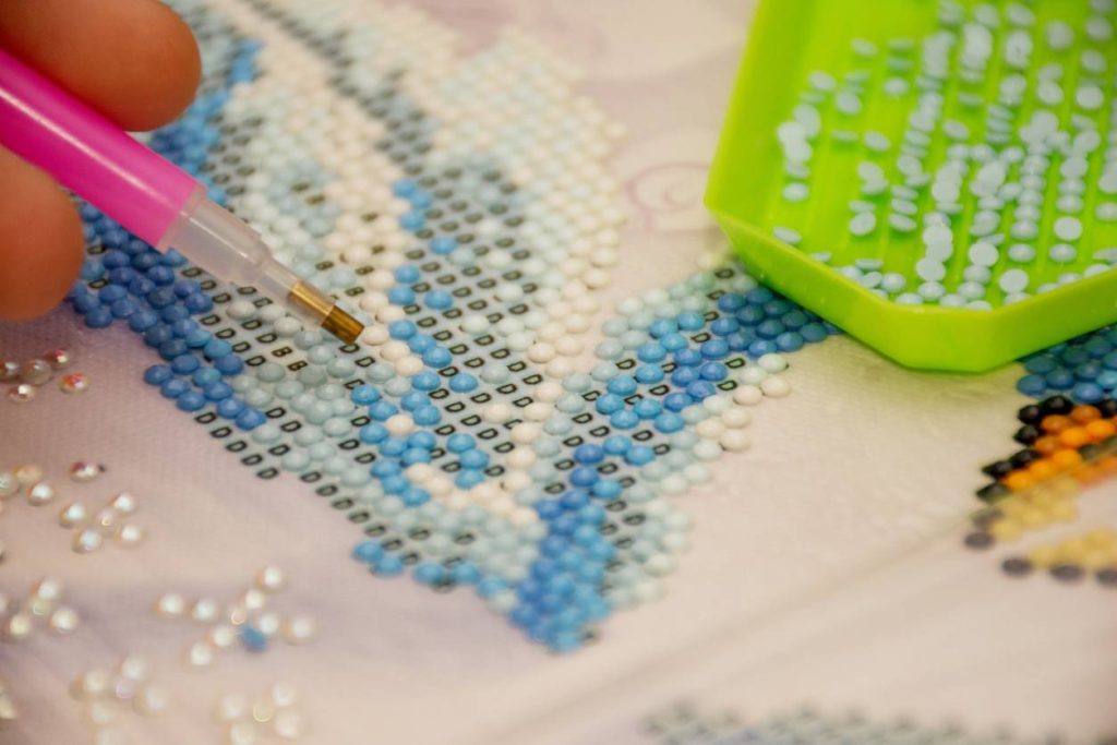 broderie diamant techniques tendance