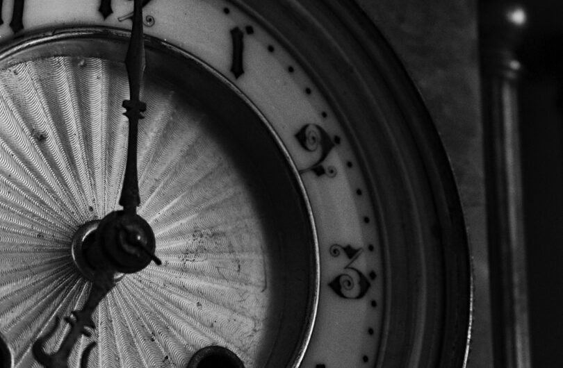 00_h_00_et_l_influence_de_minuit_:_comment_cela_affecte_t_il_la_tendance_mode_?