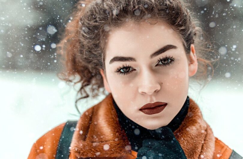 6_réflexes_pour_entretenir_ses_cheveux_bouclés_en_hiver