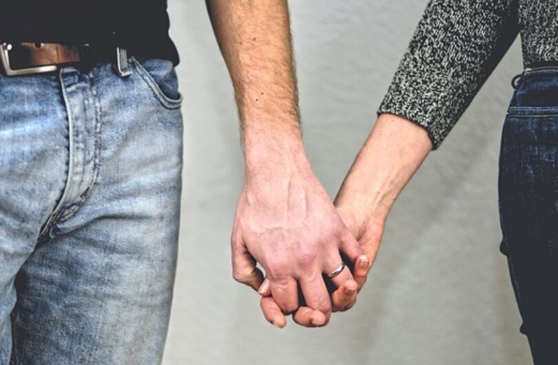9_signes_évidents_que_votre_homme_pense_que_vous_êtes_"_la_bonne_"