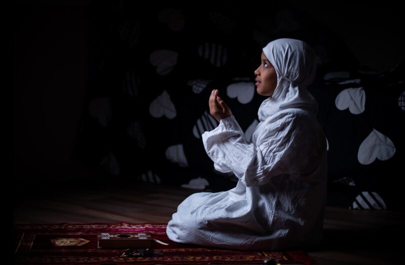Célébrer_la_nuit_du_destin_2023_:_conseils_et_rituels_pour_les_femmes