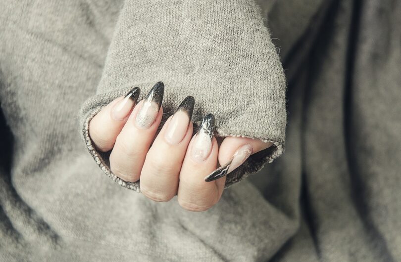 Chablon_ongle_:_comment_l_utiliser_pour_une_manucure_parfaite_?