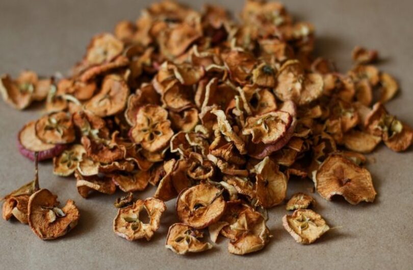 Chips_de_pommes_maison_croustillantes_sans_déshydrateur