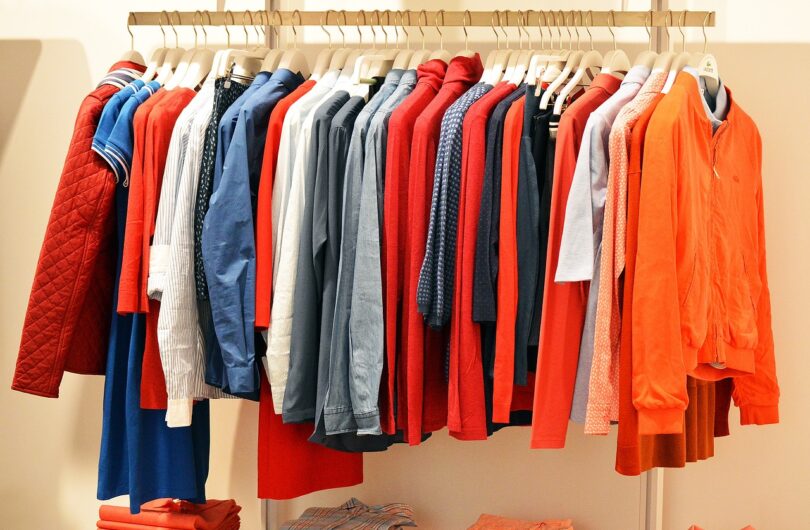 Choisir_une_vendeuse_à_domicile_pour_l’achat_de_ses_vêtements