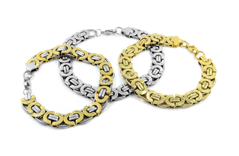 Comment_accessoiriser_votre_tenue_avec_des_bijoux_en_acier_inoxydable_de_qualité_?