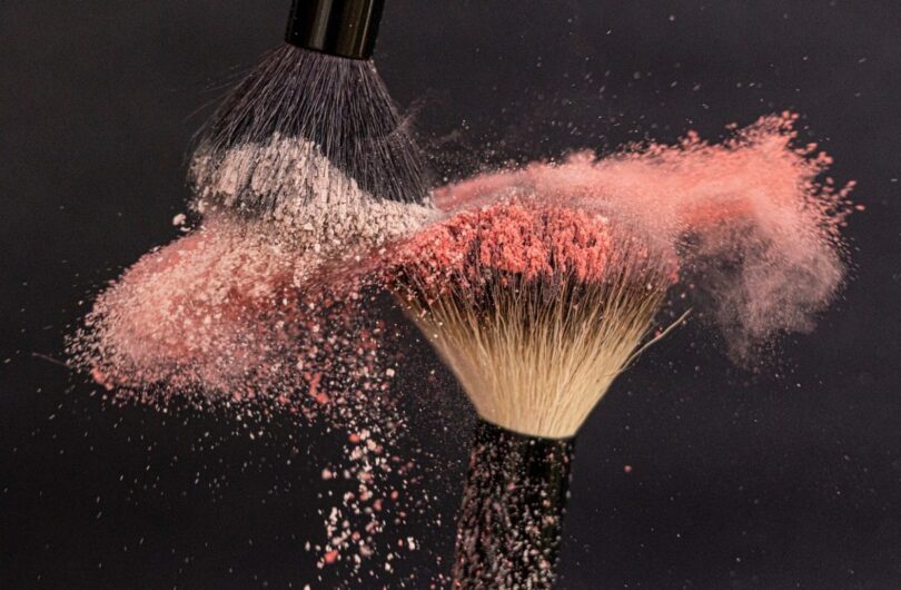 Comment_nettoyer_ses_pinceaux_de_maquillage_?