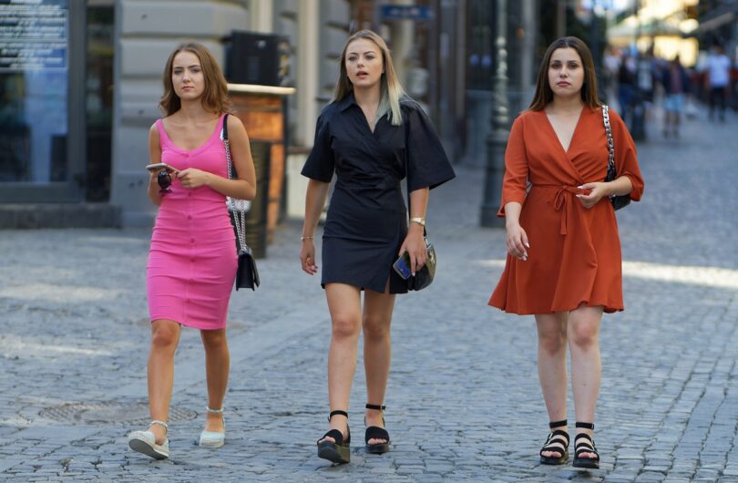 Comment_porter_une_robe_quand_on_a_du_ventre_?
