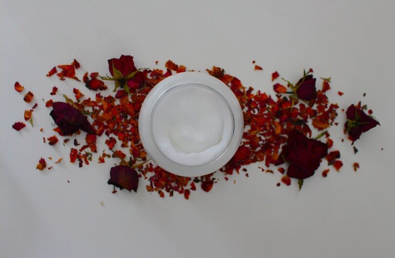 Cosmétique_naturelle_:_cibler_ses_objectifs_pour_acheter_moins