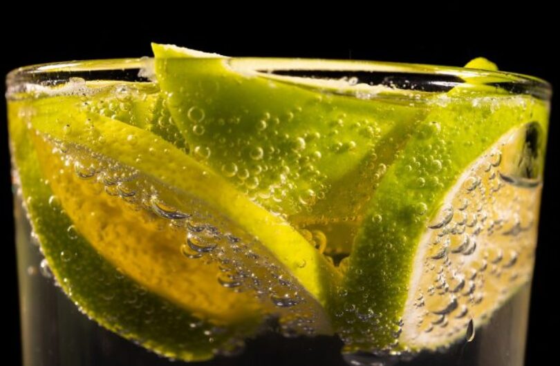 Eau_au_concombre_et_au_citron_et_4_autres_façons_de_rester_au_frais_cet_été