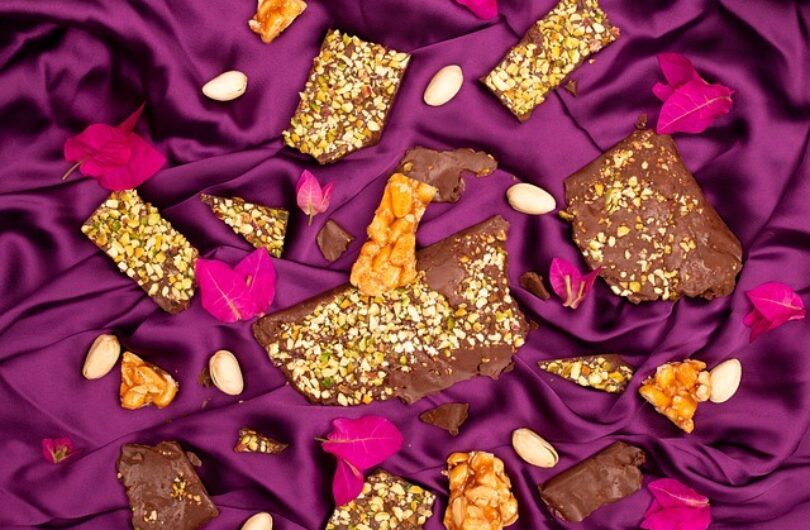 Gommage_au_chocolat_noir_et_à_la_noix_de_coco_pour_les_lèvres_sèches