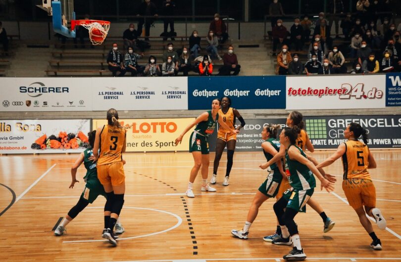 L_équipe_de_France_de_basket_féminin_:_Un_succès_grandissant_soutenu_par_des_sponsors