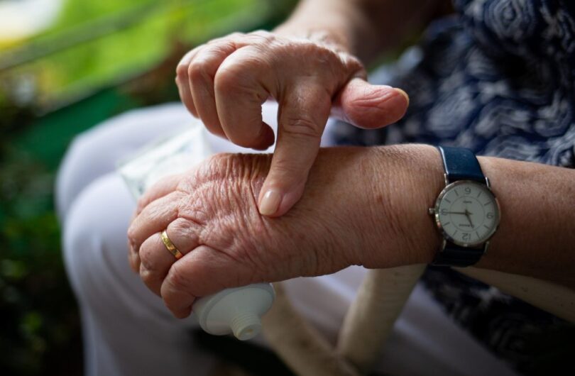 Les_remèdes_naturels_pour_l’arthrite_rhumatoïde