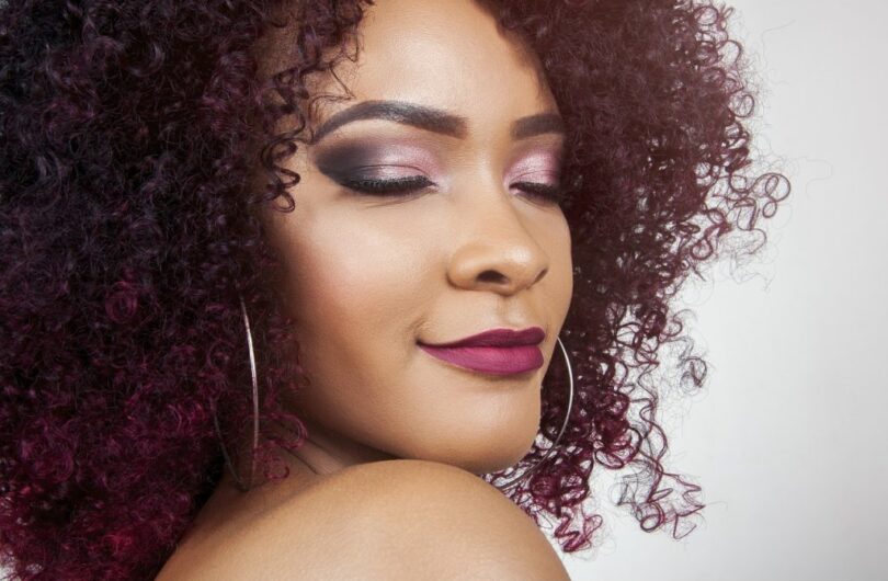 Succombez_à_la_tendance_du_tissage_grâce_à_nos_mèches_naturelles