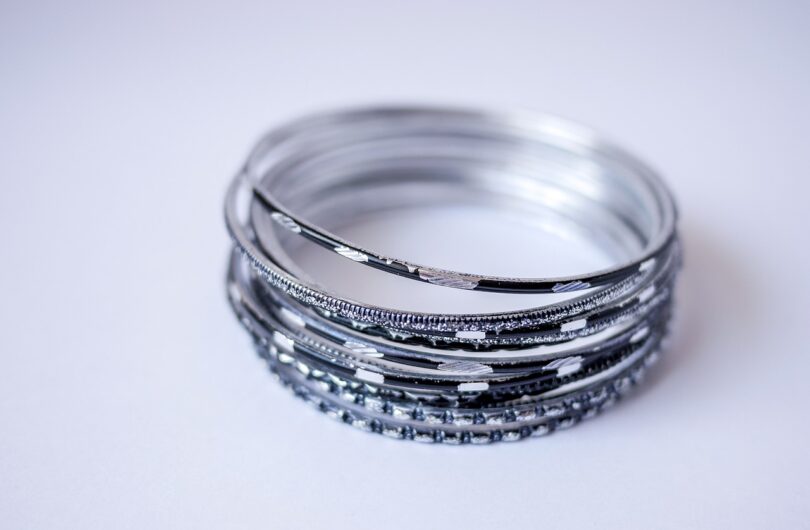Trouver_des_bracelets_Hermès_d’occasion_