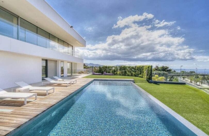 img-piscine-villa-louer-avec-2022.jpg